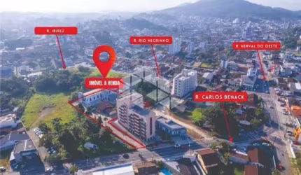 Imóvel a Venda no bairro Saguaçu com terreno COM 3.600 METROS metros quadrados e Construções de quase 1000 metros quadrados