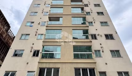 Apartamento 3 quartos, sendo 1 suíte