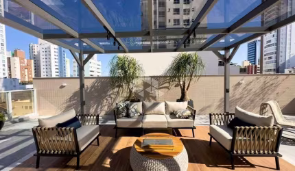 APARTAMENTO 3 SUÍTES ANDAR ALTO CENTRO BC