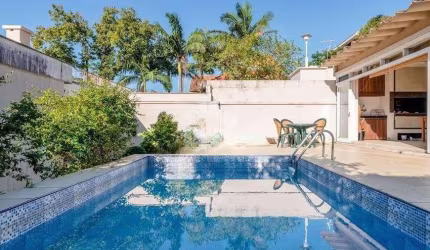 Casa à venda, 4 dormitório, 2 suítes, 5 banheiros Bairro Três Figueiras - Porto Alegre, 348m²