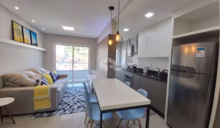 Apartamento Mobiliado 02 dormitórios, sendo 01 suíte.
