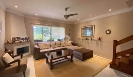 Casa de Vila com Charme e Conforto: Sobrado Espaçoso de 148m² próximo ao metrô Vila Mariana e Klabin!