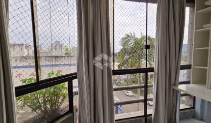 Cobertura duplex, 3 dormitórios, 1 suíte,  2 sacadas, terraço, churrasqueira, centro de Santa Maria