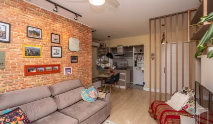 OPORTUNIDADE!!! Apartamento mobiliado no Life Park, 03 dormitórios transformado em 2d, sendo 1 suíte. Amplo living com sala e cozinha integrados