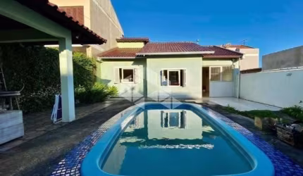 Casa Térrea, 2 dormitórios, bairro São José Canoas