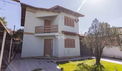 Sobrado/Casa com 3 Dormitórios/Quartos Localizado no Bairro Igara em Canoas/RS
