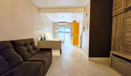 Casa em condomínio Vivendas do Lago, área de 107,65m² privativa, com 2 dormitórios, 2 banheiros, 2 vagas cobertas.Aceita Financiamento e FGTS.