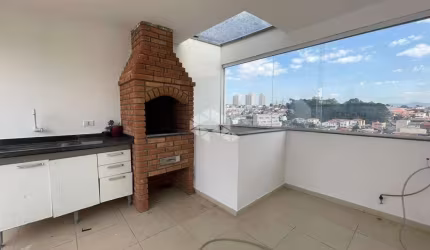 Casa de Condomínio em Vila Mazzei