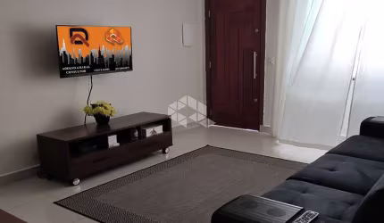 Casa de Condomínio em Vila Mazzei