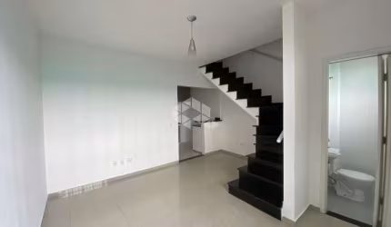 Casa de Condomínio em Vila Mazzei