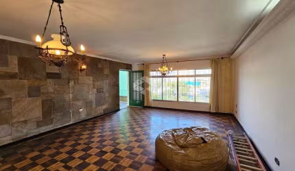 Casa com 3 quartos, sendo 1 suíte à venda no Parque São Domingos