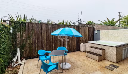 Casa 3 dormitórios, 3 suítes, churrasqueira, 2 vagas de garagem, condomínio fechado, à venda, bairro Ecoville, Porto Alegre/RS.