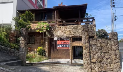 Terreno com 390,25m² no Centro de Florianópolis/SC.