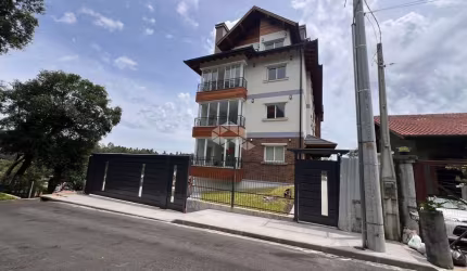 Apartamento 3 dormitórios, 109m² privativos, 1 vaga, na entrada de Gramado