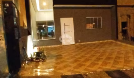 CASA EM SOROCABA COM 2 QUARTOS