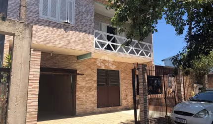 SOBRADO PRÓXIMO AV BOQUEIRÃO AMPLO COM OPÇÃO DE CASA NOS FUNDOS E LOJA EM FRENTE PARA LOCAÇÃO