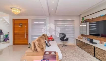 Casa sobrado com 3 quartos, sendo 1 suite,  Bairro Moinhos de Vento, Canoas