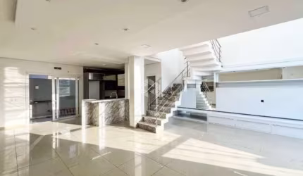 Sobrado semi mobiliado 113,72m² 03 dormitórios, 01 suíte, 02 vagas no Bairro Moinhos de Vento em Canoas
