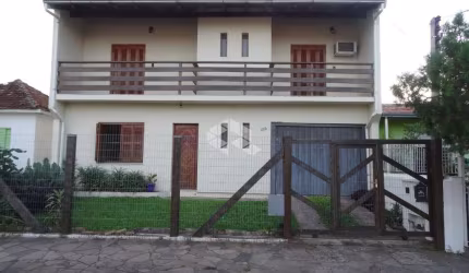 BELÍSSIMO SOBRADO COM PISCINA NO BAIRRO SARANDI