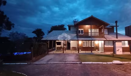 CASA 3 DORMITÓRIOS EM CONDOMINIO NA VARGEM GRANDE FLORIANÓPOLIS/SC