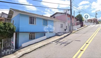 CASA DE ESQUINA 03 QUARTOS -  BAIRRO COLONINHA - FLORIANÓPOLIS - SC