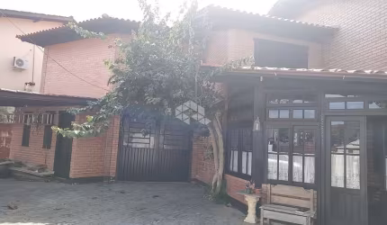 Casa 3 dormitórios/quartos na Lagoa Da Conceição - Florianópolis/SC