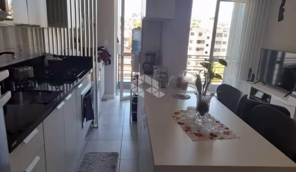 Apartamento de 2 dormitórios no bairro Bela Vista