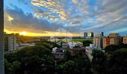 Apartamento de 03 dormitórios no Cristal com vaga Escriturada, linda Vista!