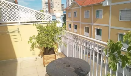 Casa de condomínio à venda na Vila Bertioga - São Paulo