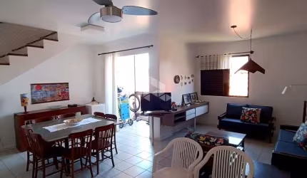 Apartamento venda em Florianópolis, Ingleses, 3 dormitórios, 1 suíte, 3 banheiros, 2 vagas 50 mts da praia