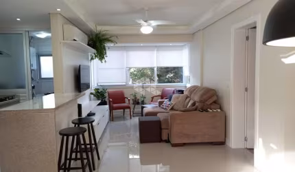Apartamento 2 dormitórios com terraço e box duplo na Cidade Baixa, com 111,66m2 privativos
