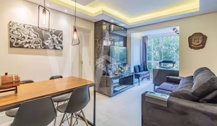 Apartamento á venda de 2 dormitorios com 55m2 e 1 vaga