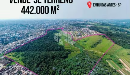 Área com 442 mil m² para incorporação ou loteamento em Embu das Artes