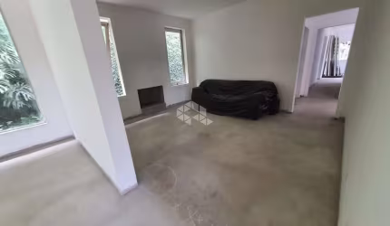 Vendo Casa 440m² 3 Suítes Master Vista Deslumbrante e Muito Verde em Cotia - SP