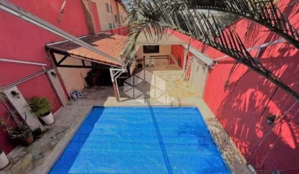 Vendo Casa Sobrado 500m² 5 Dormitórios 2 Suítes 2 Vagas Cidade Intercap Taboão da Serra - SP