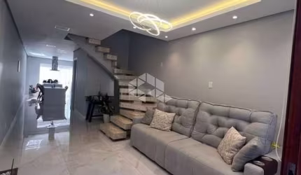 Casa 2 dormitórios, 2 suítes, 1 vaga , Vila Nova, Porto Alegre.