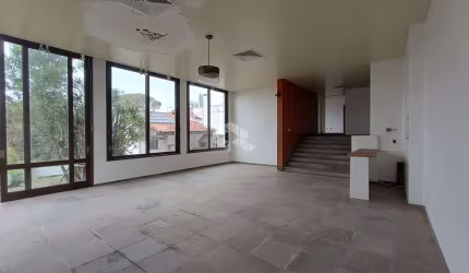 Casa com 528 m² e 4 quartos à venda na Vila Assunção.