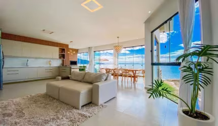 CASA RESIDENCIAL, BAIRRO TIJUQUINHAS, EM BIGUAÇU, SC, VISTA MAR, MOBILIADA, ÁREA GOURMET, CHURRASQUEIRA, 5 DORMITÓRIOS SENDO 2 SUÍTES, 2 VAGAS GARAGEM