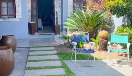 CASA / 3 DORMITÓRIOS / 2 VAGAS / PÁTIO / BELA VISTA / ALVORADA / RS