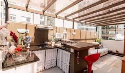 Cobertura de 02 dormitório e 01 vaga com 92m² no bairro Centro Histórico em Poa.