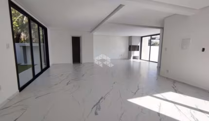 CASA ALTO PADRÃO BELLE VILLE