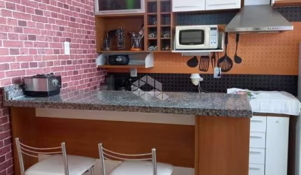 Apartamento 2 dormitórios com sacadas, ótima localização, no bairro Cavalhada