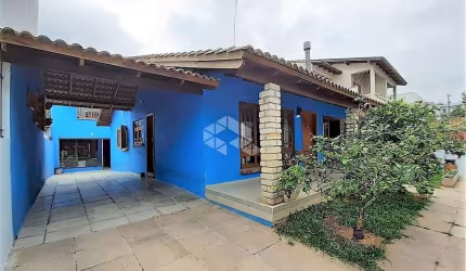 Excelente casa térrea com 3 dormitórios sendo 1 suíte; salão de festas, no bairro Imperial Park