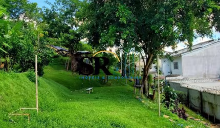 VENDE-SE CASA NO CIDADE NOVA (R$ 600.000,00)
