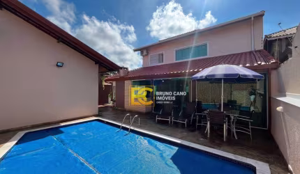 Sobrado à 300m do Mar com 5 dormitórios à venda, 271 m² por R$ 1.180.000 - Cidade Nova Peruibe - Peruíbe/SP