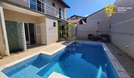 SOBRADO COM ÁREA DE LAZER A 950M DO MAR-Jardim Imperador - Peruíbe/SP