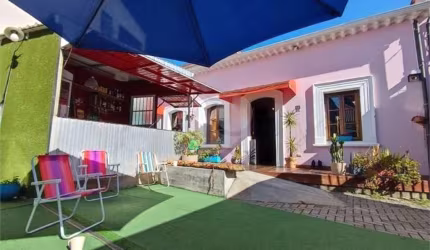 Casa com 9 quartos à venda em São Francisco - PR