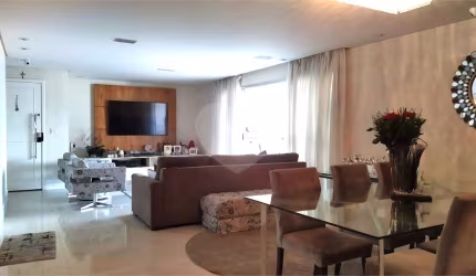 Apartamento com 3 quartos à venda em Jardim Londrina - SP