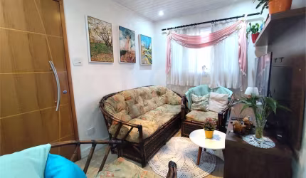 Casa com 3 quartos à venda em Vila Paulo Silas - SP