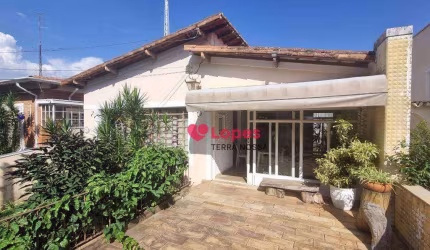 Casa Térrea Comercial ou Residencial a venda no Centro - Vinhedo/SP